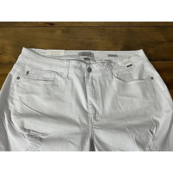 JUDY BLUE Jeans Womens 16W White Boyfriend Fit Stretch Distressed Mid Rise - Picture 4 of 15